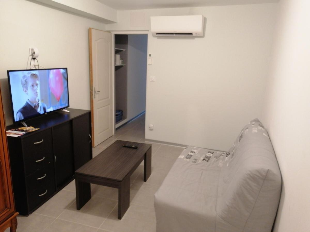 Agreable Studio Tout Equipe Montsoué Εξωτερικό φωτογραφία